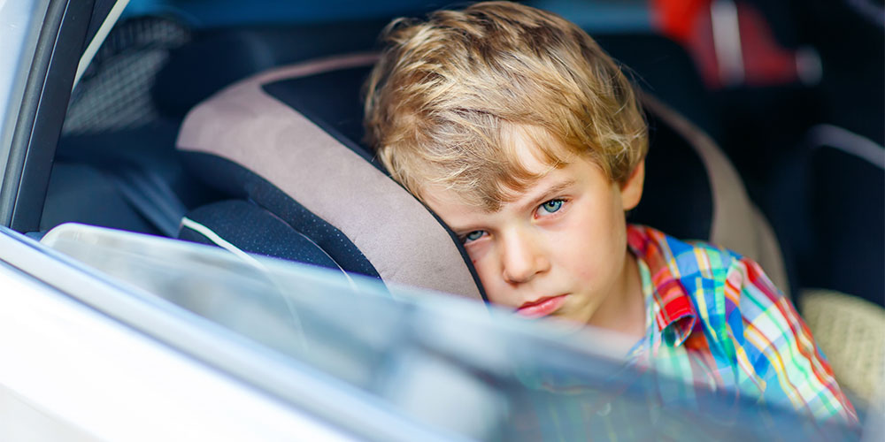 Cinetosi nei bambini: consigli per contrastare il mal d’auto